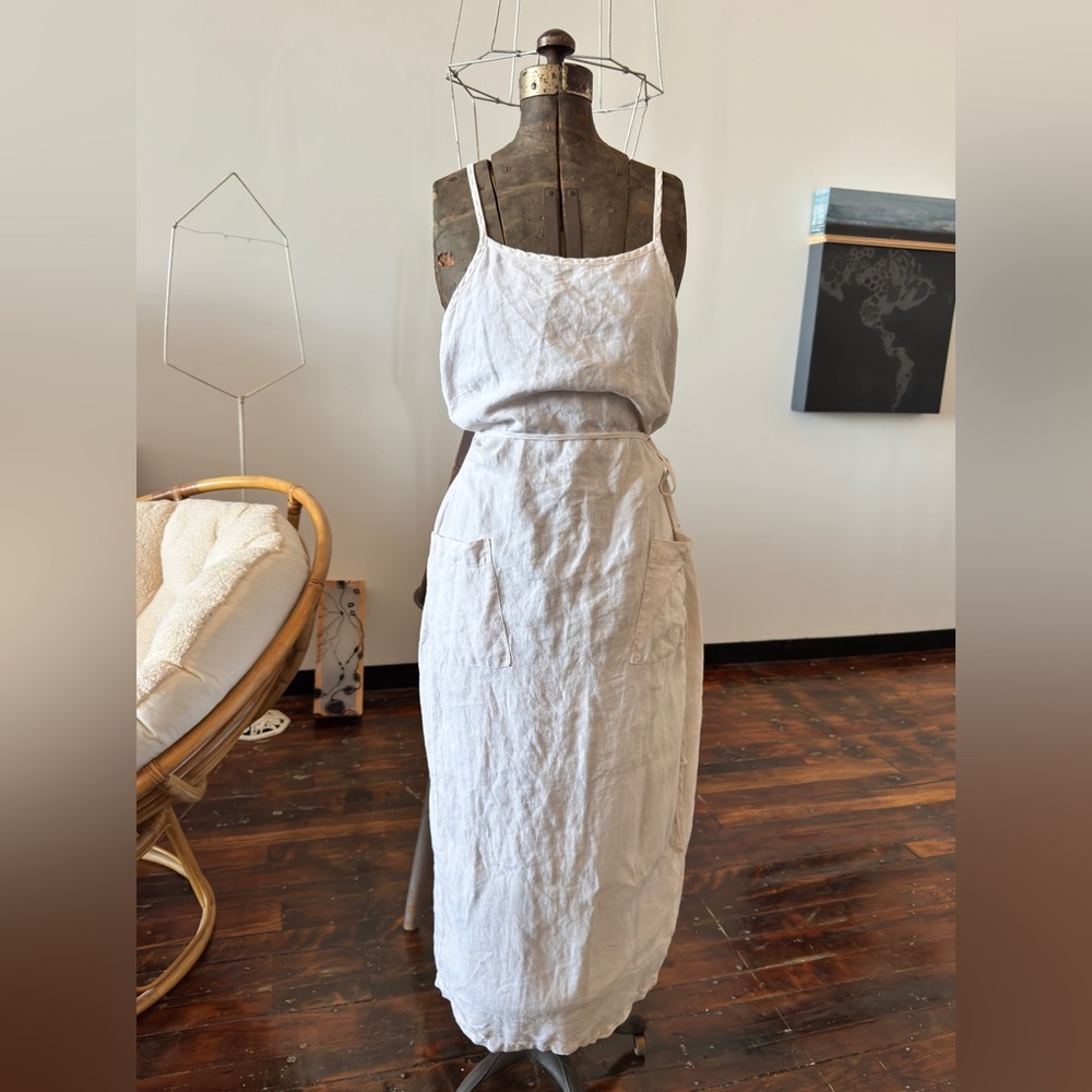 A. Gold E. Vintage 90’s Cotton Apron Dress.